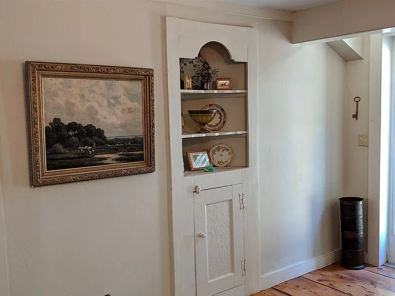 266 N Haverhill Rd — Photo 9