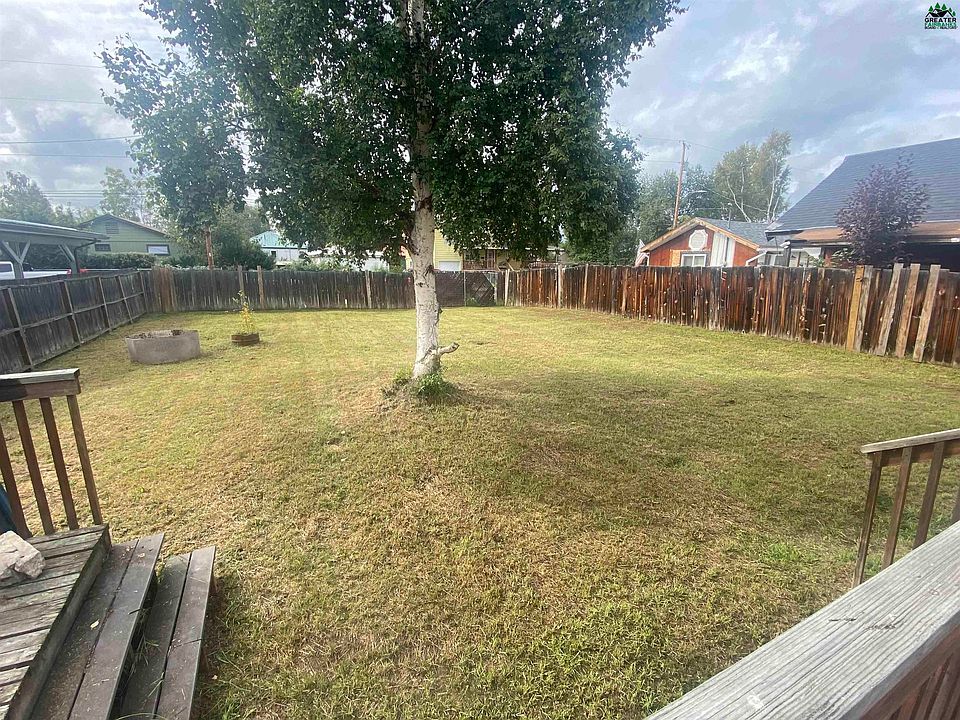 2nd image of 1019 2nd Ave