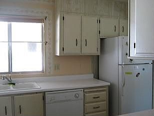 3rd image of 1733 Teakwood St