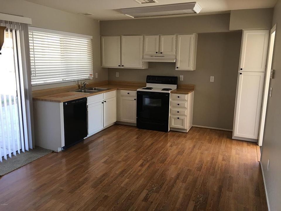 1st image of 2908 W Angela Dr