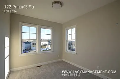 122 Philips Sq — Photo 17