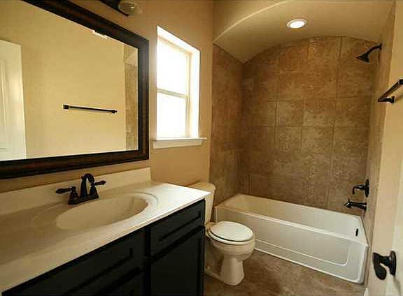 3rd image of 2128 Lawrence Robey Pl
