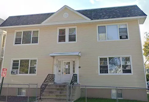 109 Lewis St #4 Photo 1