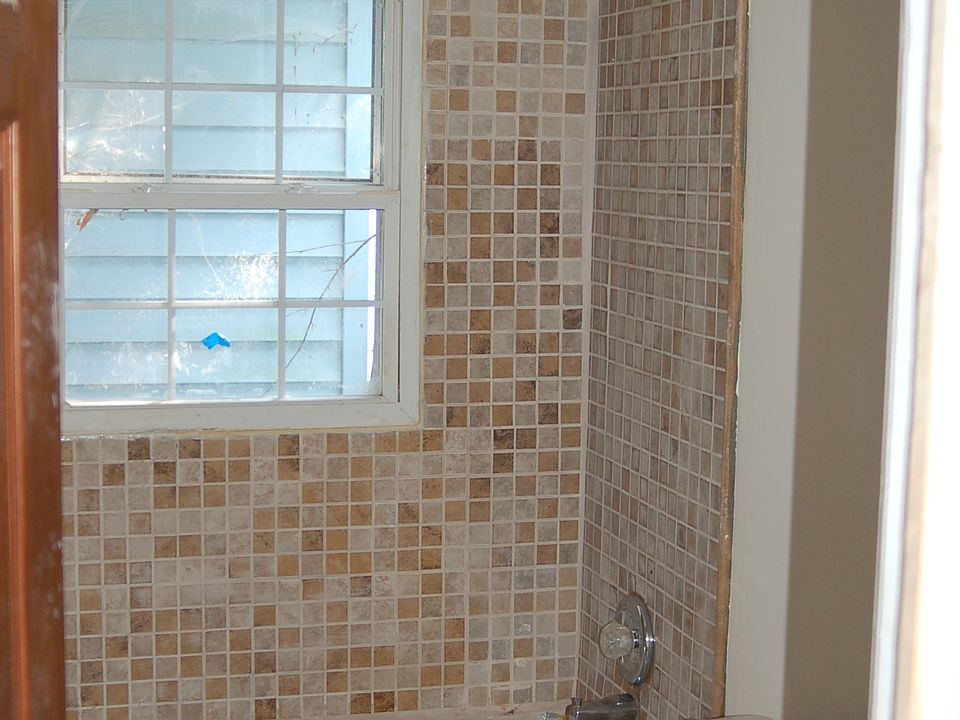 2nd image of 110 Gridley St