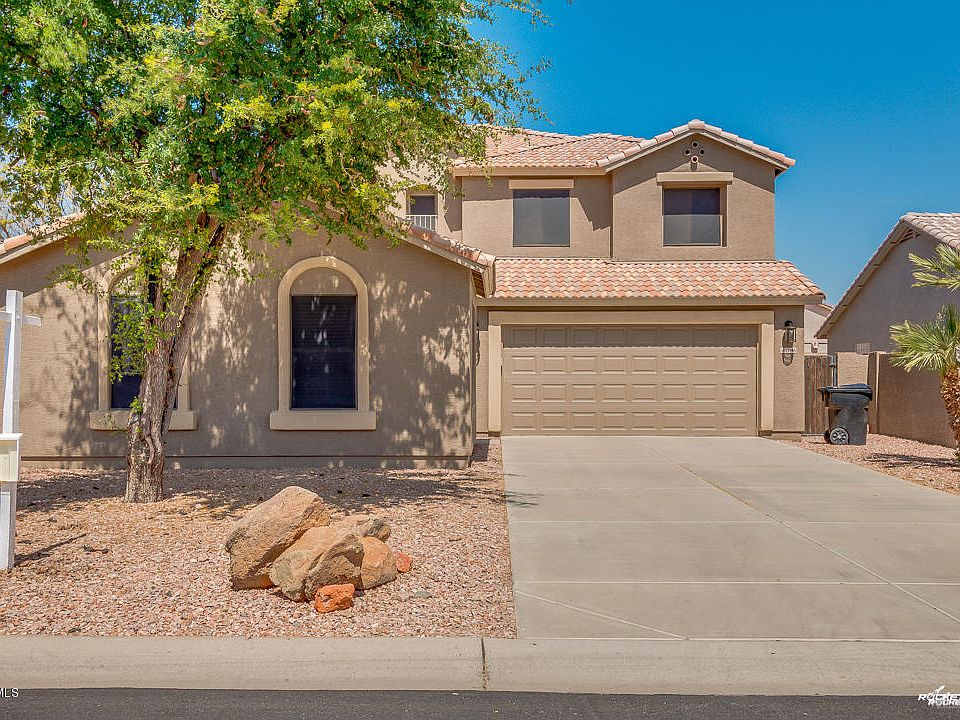 1st image of 15948 W Paradise Ln