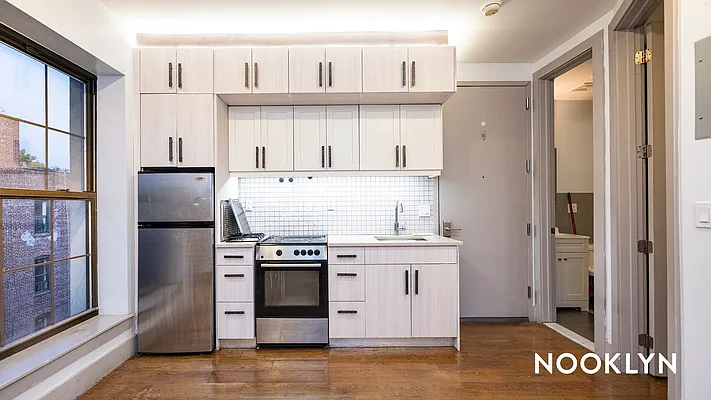 Rented by Nooklyn NYC LLC | media 2