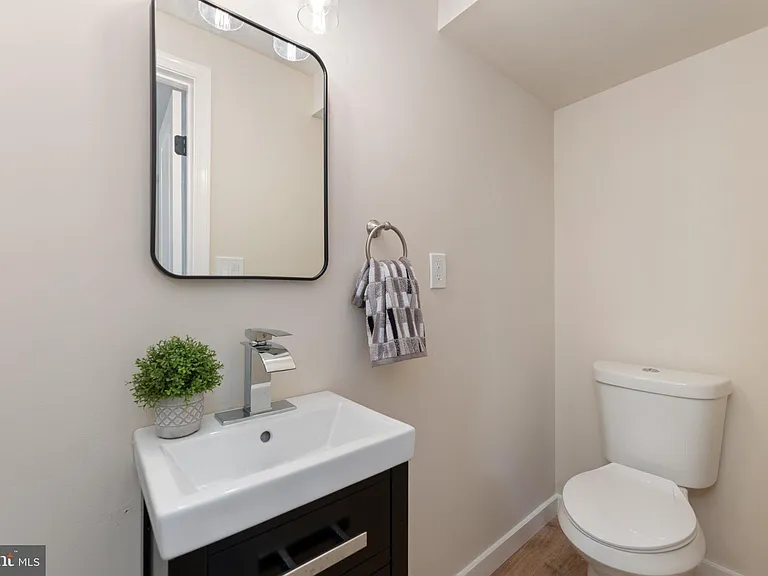 3215 Edgewood Rd — Photo 20