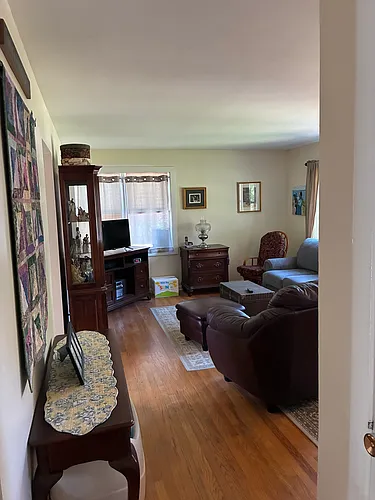 26 Gilbert St Photo 1
