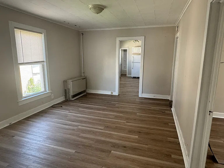 17 Burke Ave #2 — Photo 4