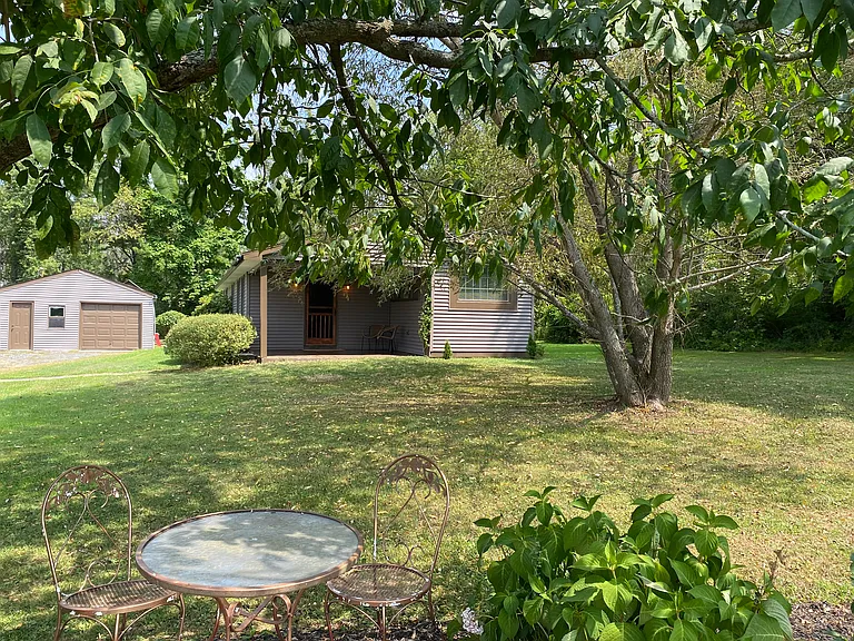 777 Western Rd — Photo 16