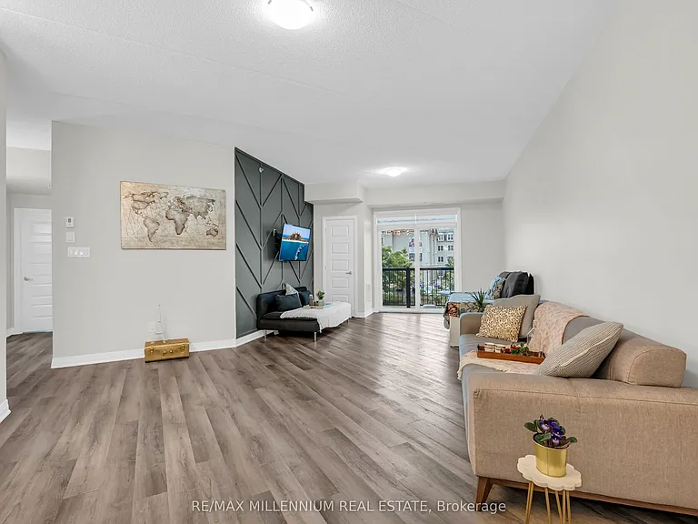 610 Farmstead Dr #220 — Photo 4