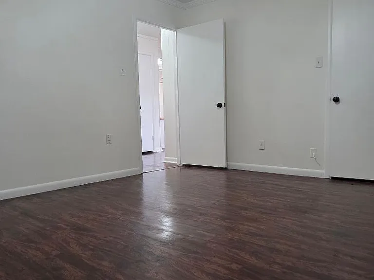 217 Parkins St #3 — Photo 7