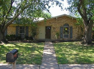 2100 Drake Dr, Richardson, TX 75081