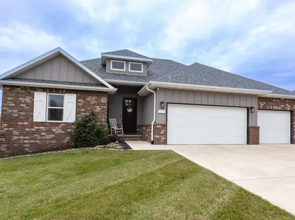 2117 N Bradbury Lane, Ozark, MO 65721