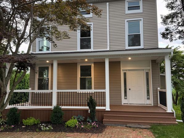 1142 River Rd