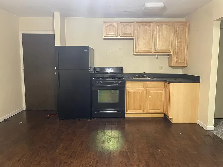2317 Ohio Ave #11 — Photo 3