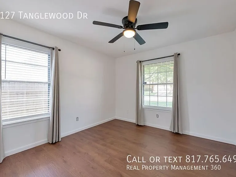 2127 Tanglewood Dr — Photo 12