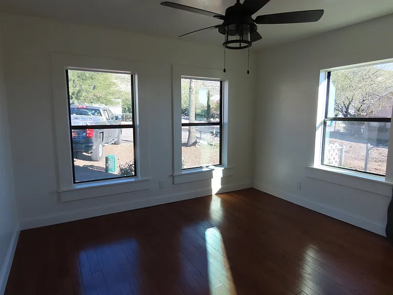 277 N Kellner Ave #NA — Photo 10