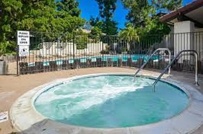 13724 Ruette Le Parc #A — Photo 5