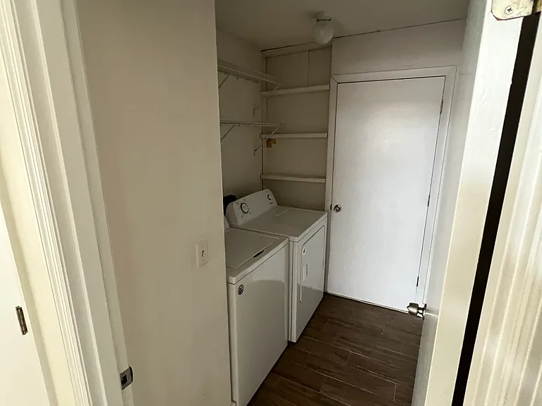1330 Ravida Woods Dr — Photo 8