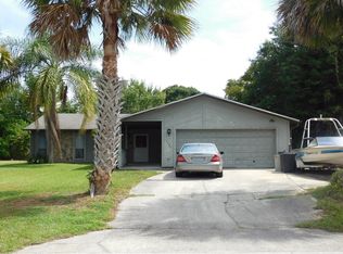 2525 Travelers Palm Dr, Edgewater, FL 32141