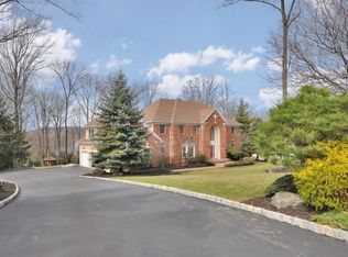 20 Winding Ridge Way, Warren, NJ 07059