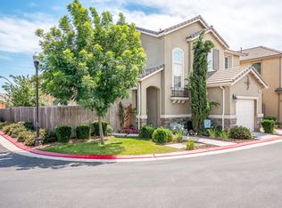 3044 Tuya Ln, Clovis, CA 93619
