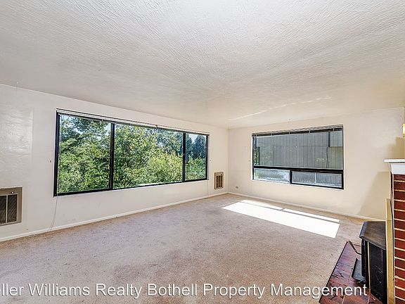 3rd image of 13622 51st Ave S Unit 2