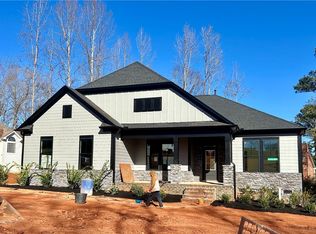 206 Spyglass Ln, Seneca, SC 29678