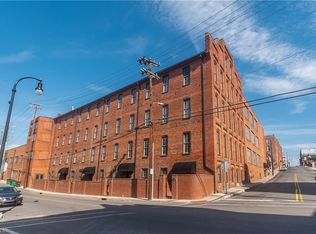 165 Virginia St STE 201, Mount Airy, NC 27030