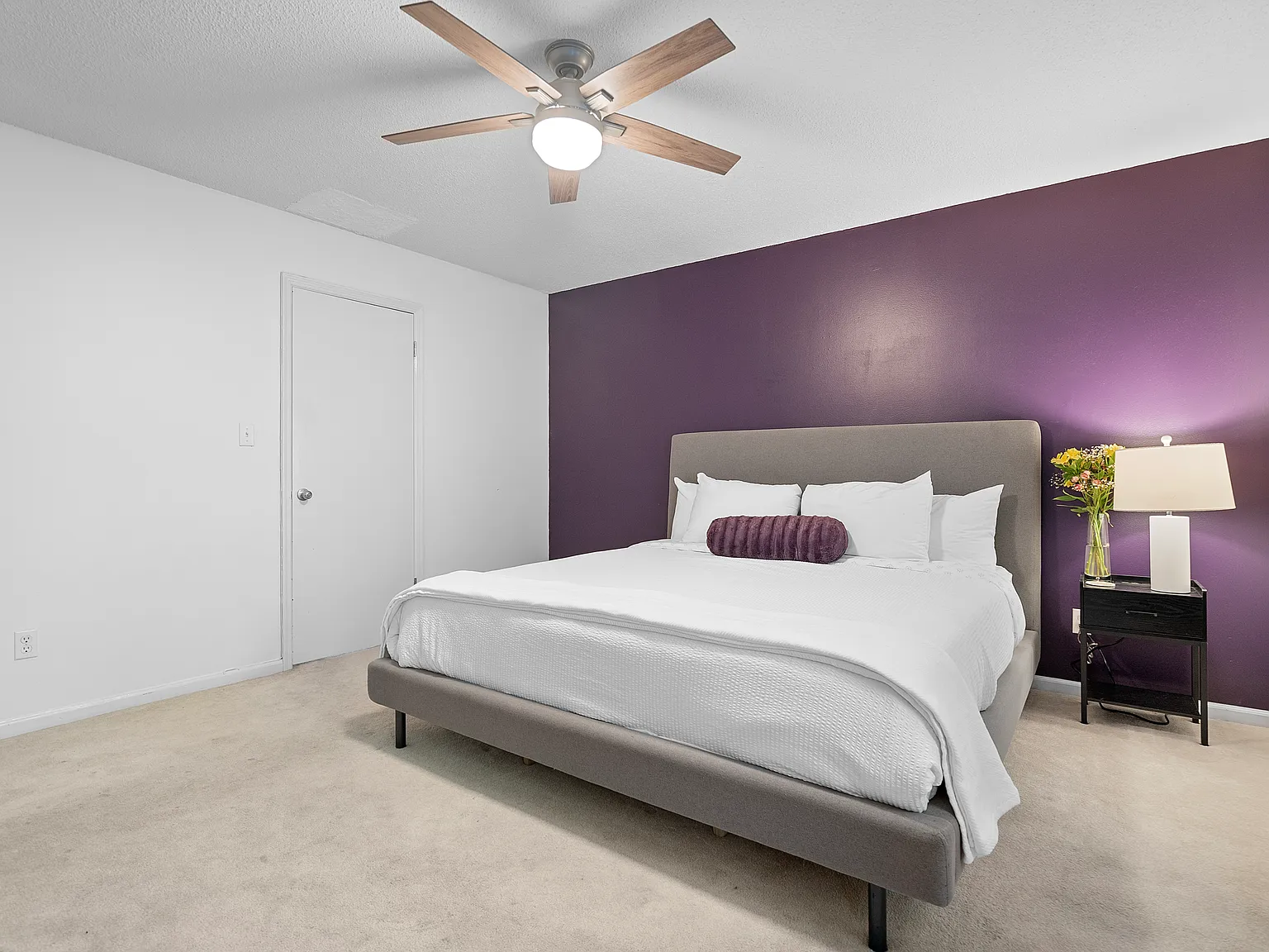 3220 Overton Manor Dr — Photo 2