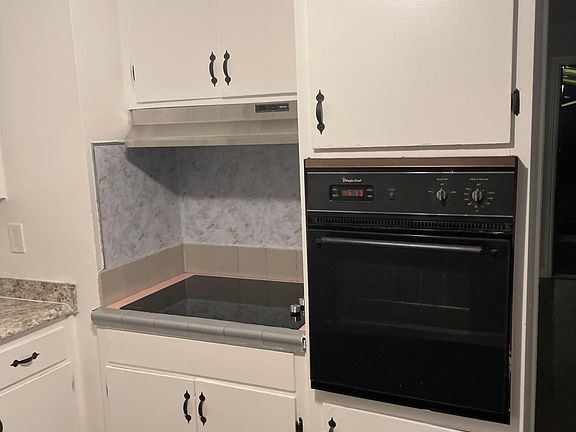 5th image of 254 Pamela Ave #6
