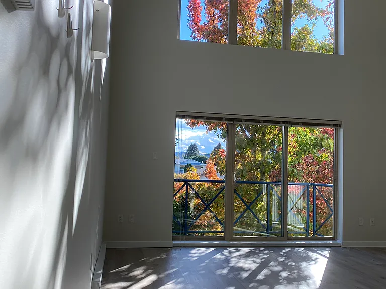 1406 Jingle Pot Rd — Photo 12