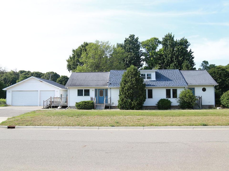 1st image of 9804 Oakland Dr