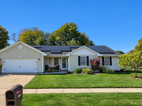 2509 N Skyline Dr, Urbana, IL 61802