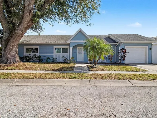 8465 Oak Bluff Dr, Orlando, FL 32827