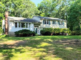 478 Cheese Spring Rd, New Canaan, CT 06840