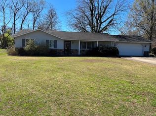 101 Boucher St, Dexter, MO 63841