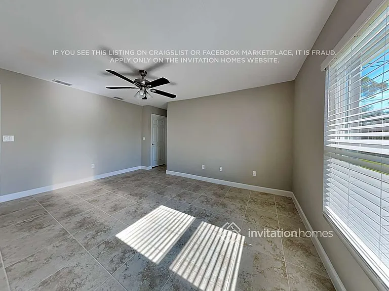 1030 Elmont St NW — Photo 9