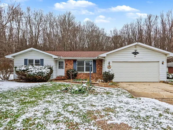 14789 E Augusta Dr, Augusta, MI 49012