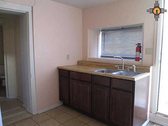 4th image of 318 W National St