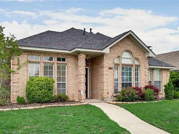 2nd image of 2223 Arbor Creek Dr