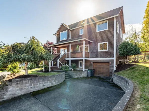 1205 Jackson Street, Port Townsend, WA 98368