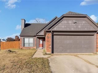 3701 River Birch Rd, Fort Worth, TX 76137