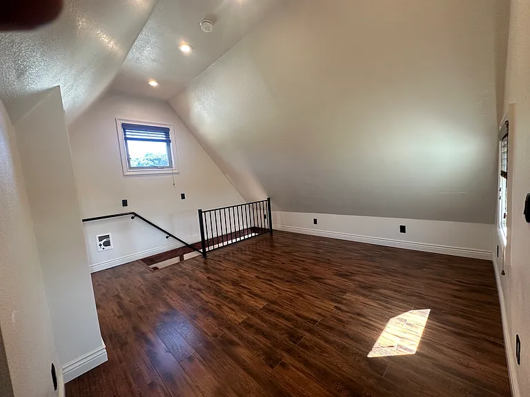 1517 Liberty St — Photo 22