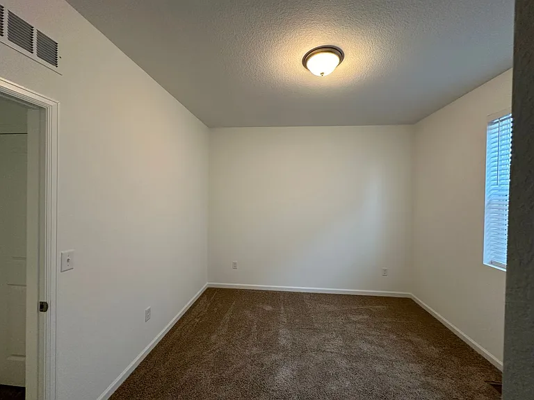 2916 S Flat Cir — Photo 8