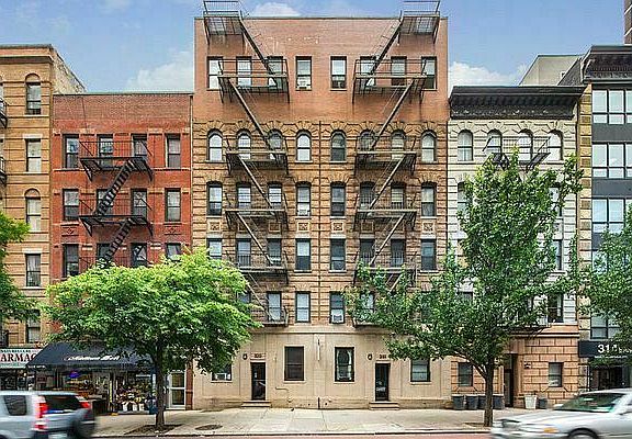 2nd image of 318 E 34th St APT 6A