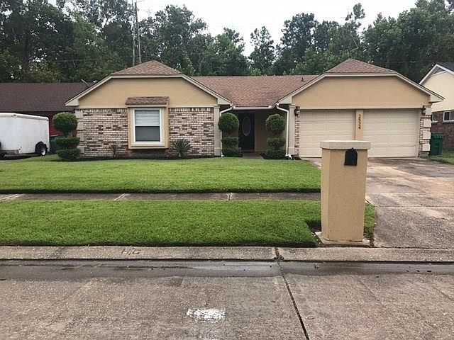 1st image of 2524 English Colony Dr