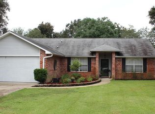 2733 Beacon Ct, Navarre, FL 32566