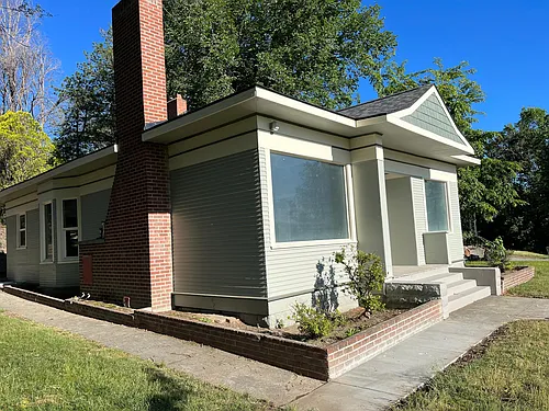 709 Crescent Ave Photo 1